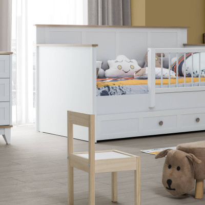 Lora Montessöri Bebek Odası