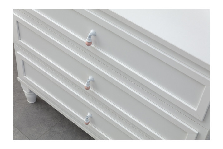 Royal Montessori Pembe Bebek Odası